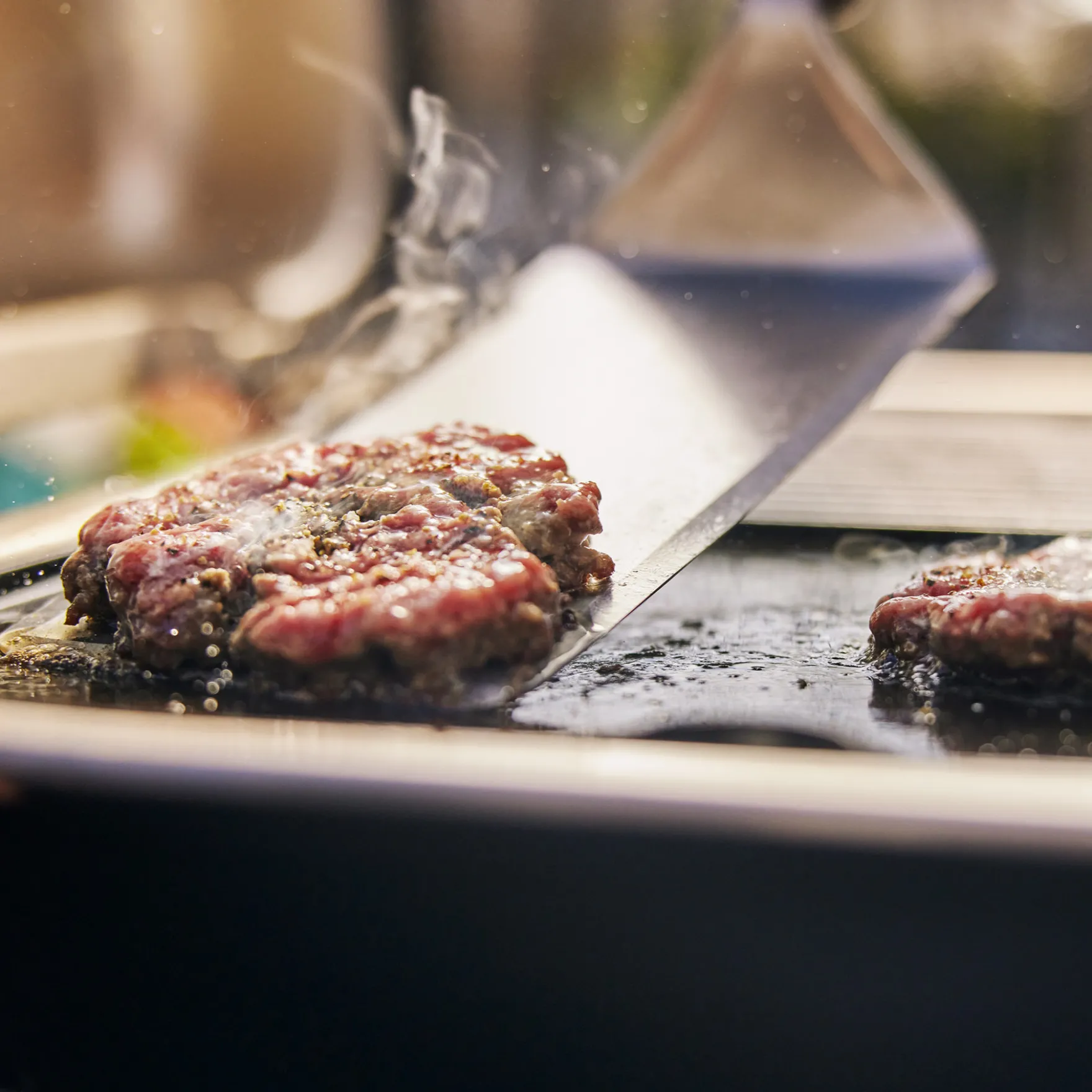 Lumin® Compact Outdoor-Elektrogrill mit Stand